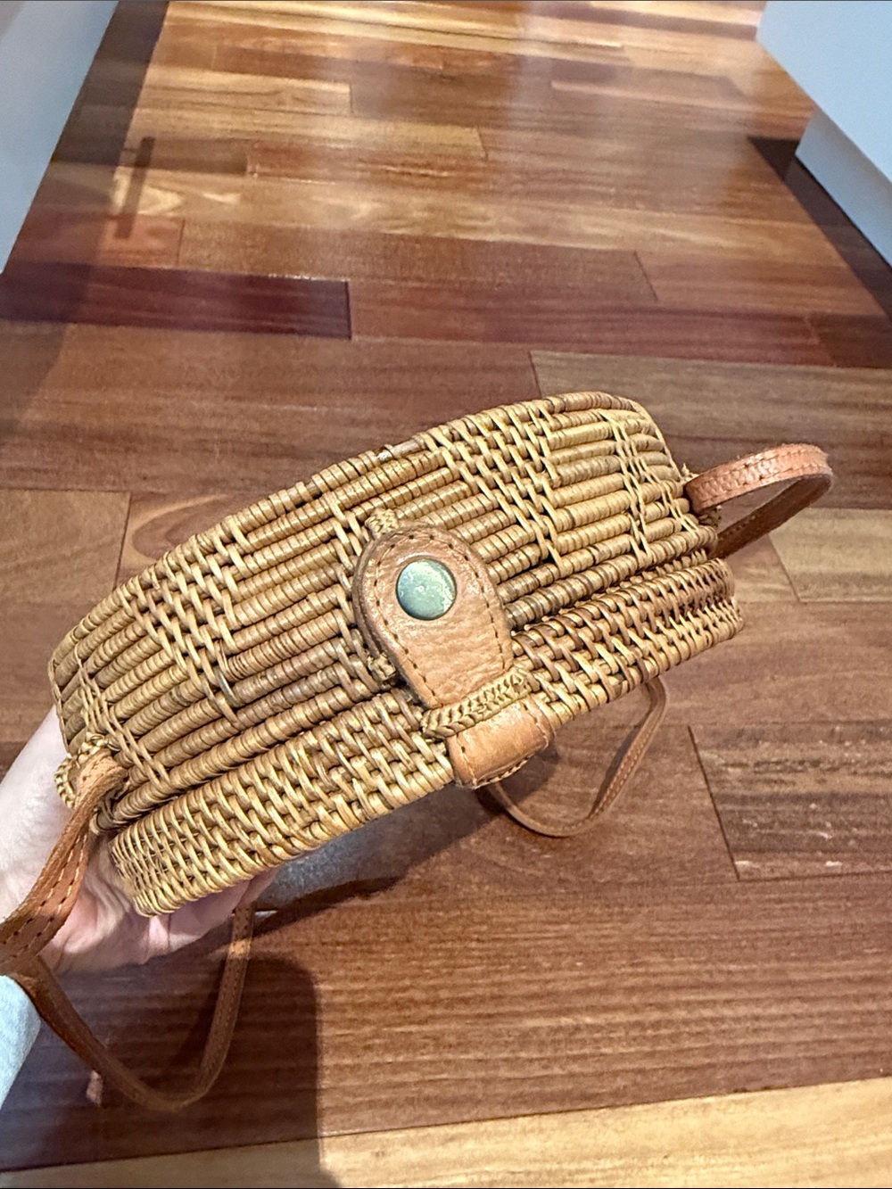 Street Level Round Rattan Bag - Picture 4 of 5